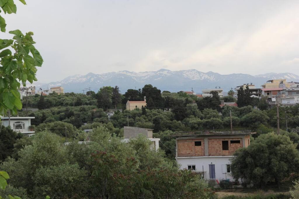 άνετο και πολυτελές οροφοδιαμέρισμα 2 Apartment *