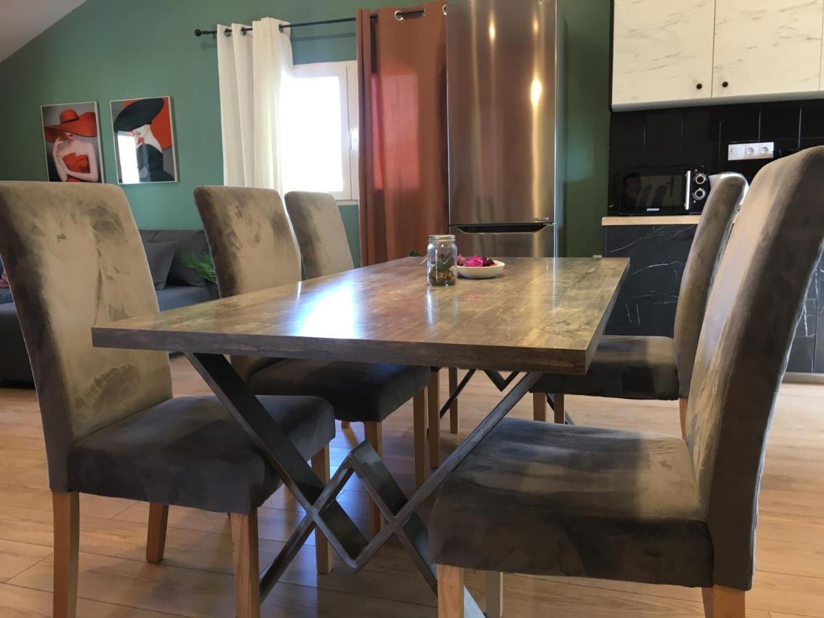 Apartmán άνετο και πολυτελές οροφοδιαμέρισμα 2 Chania (Crete)